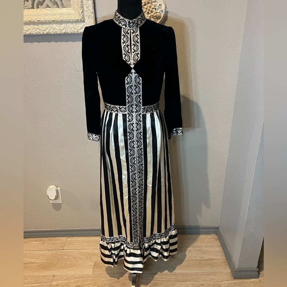 Vintage 1970’s black and whites white striped satin and velvet maxi dress - Picture 2 of 12